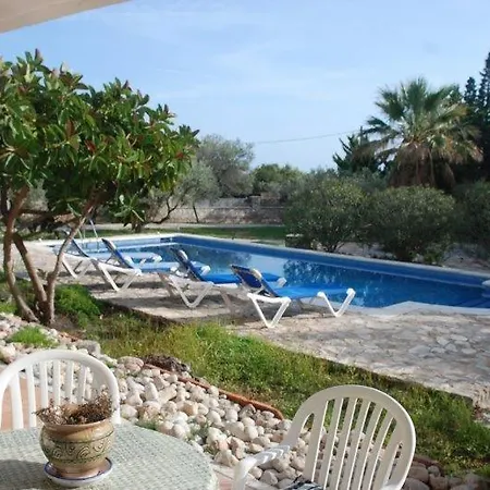 Villa Vil.la Roser *