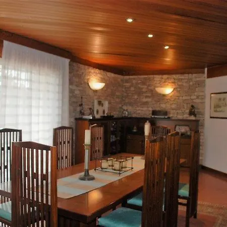 Villa Vil.la Roser *